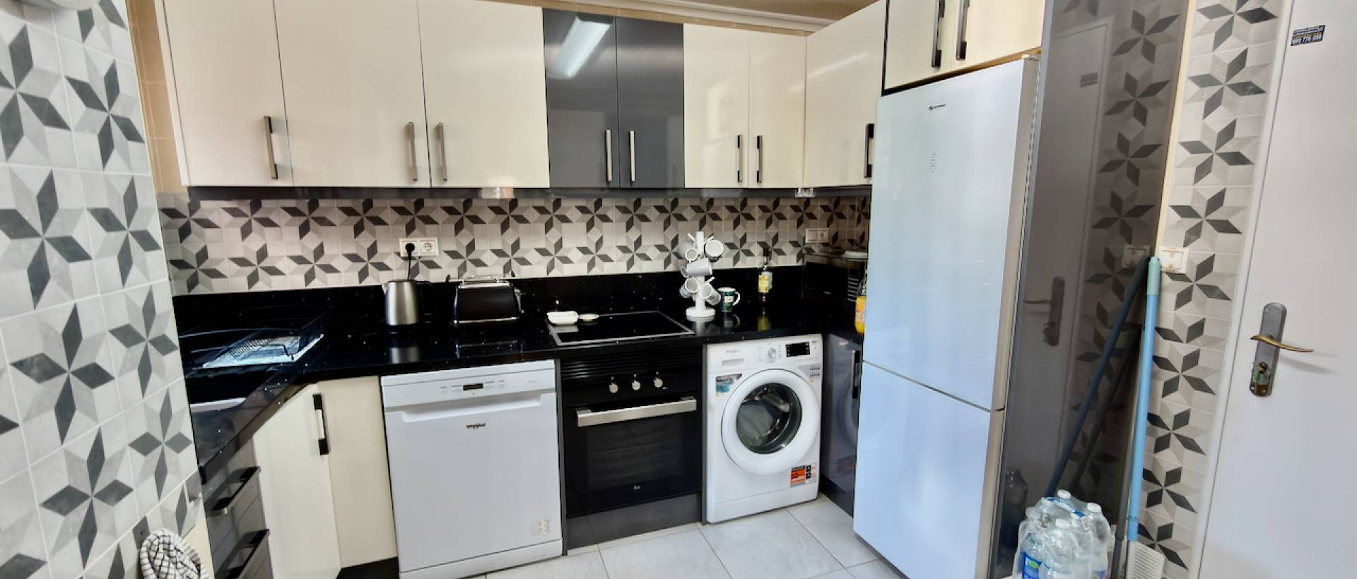 Resale - Villa - Lo Crispin