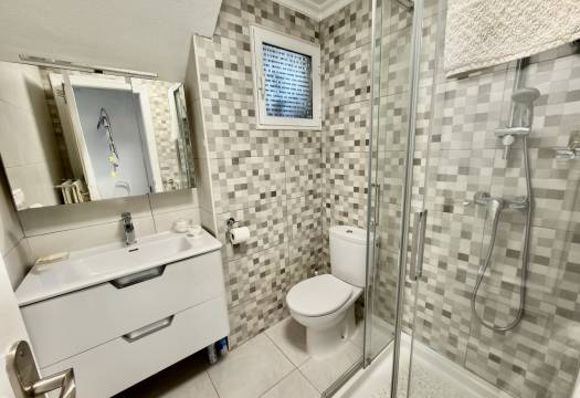 Resale - Villa - Lo Crispin