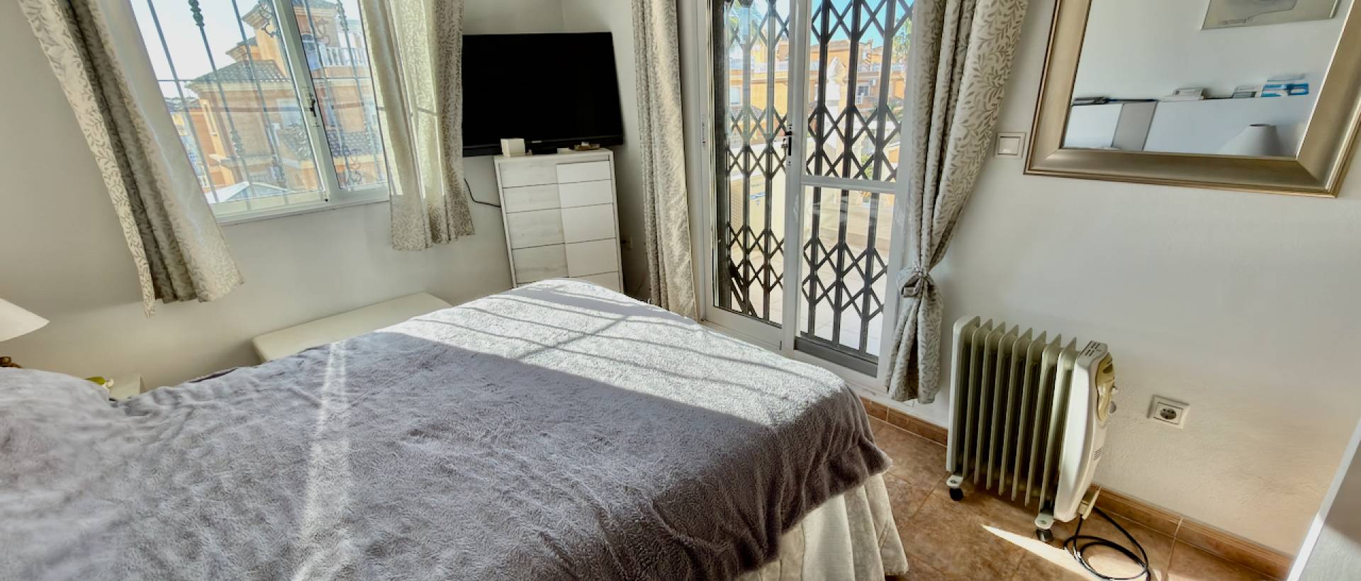 Resale - Villa - Lo Crispin