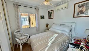 Resale - Villa - Lo Crispin