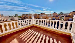 Resale - Villa - Lo Crispin