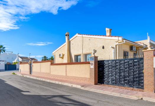 Resale - Villa - Ciudad Quesada - Doña Pepa