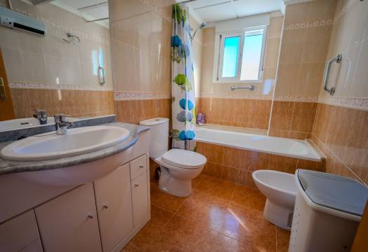 Resale - Apartment - Guardamar del Segura