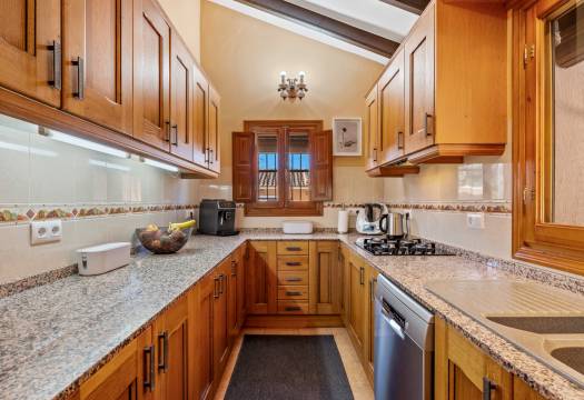 Resale - Finca / Country Property - Rafal