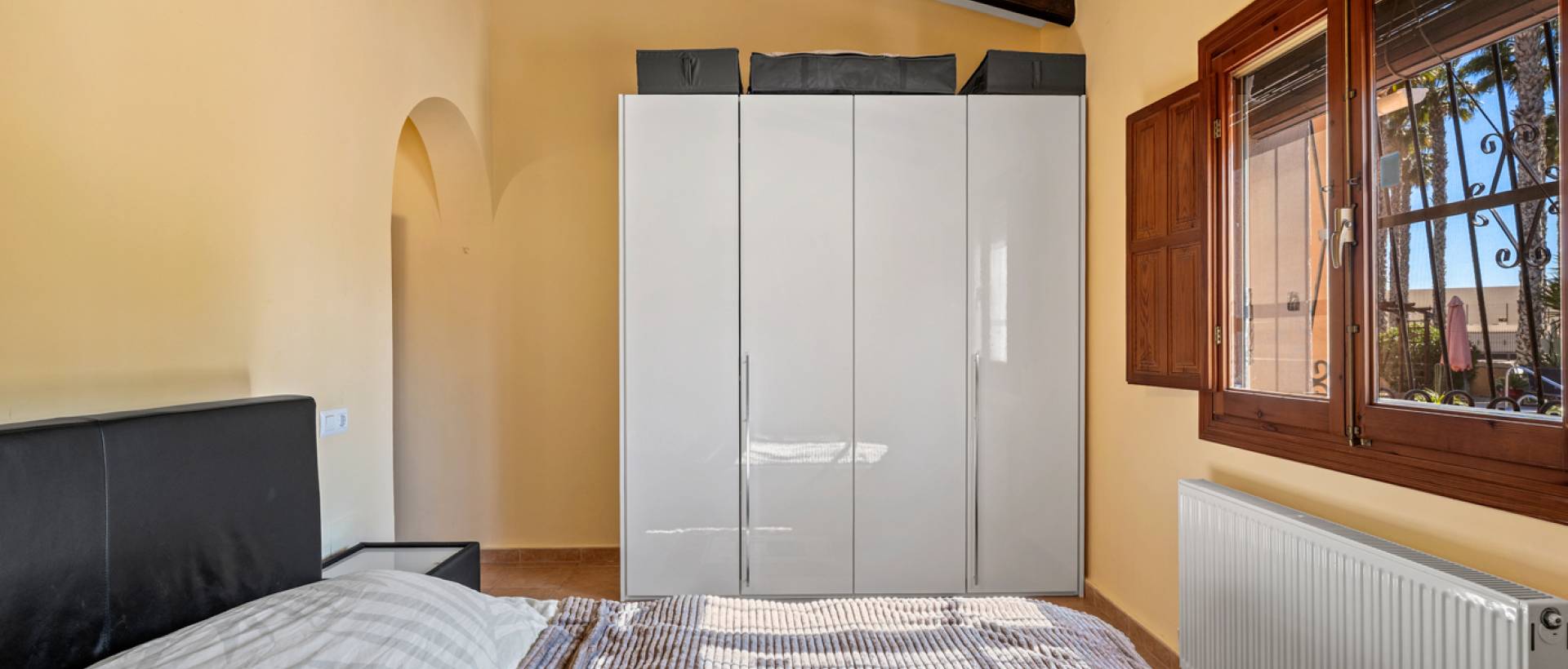 Resale - Finca / Country Property - Rafal