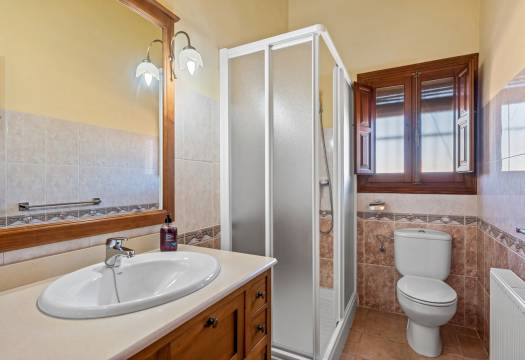 Resale - Finca / Country Property - Rafal