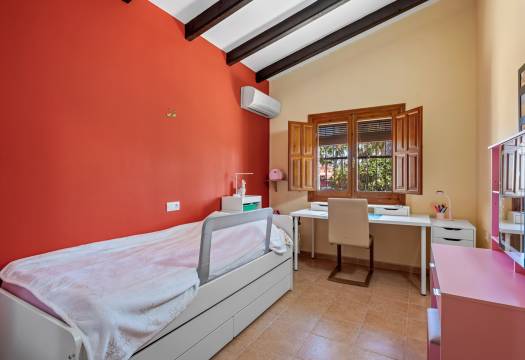 Resale - Finca / Country Property - Rafal