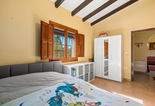 Resale - Finca / Country Property - Rafal