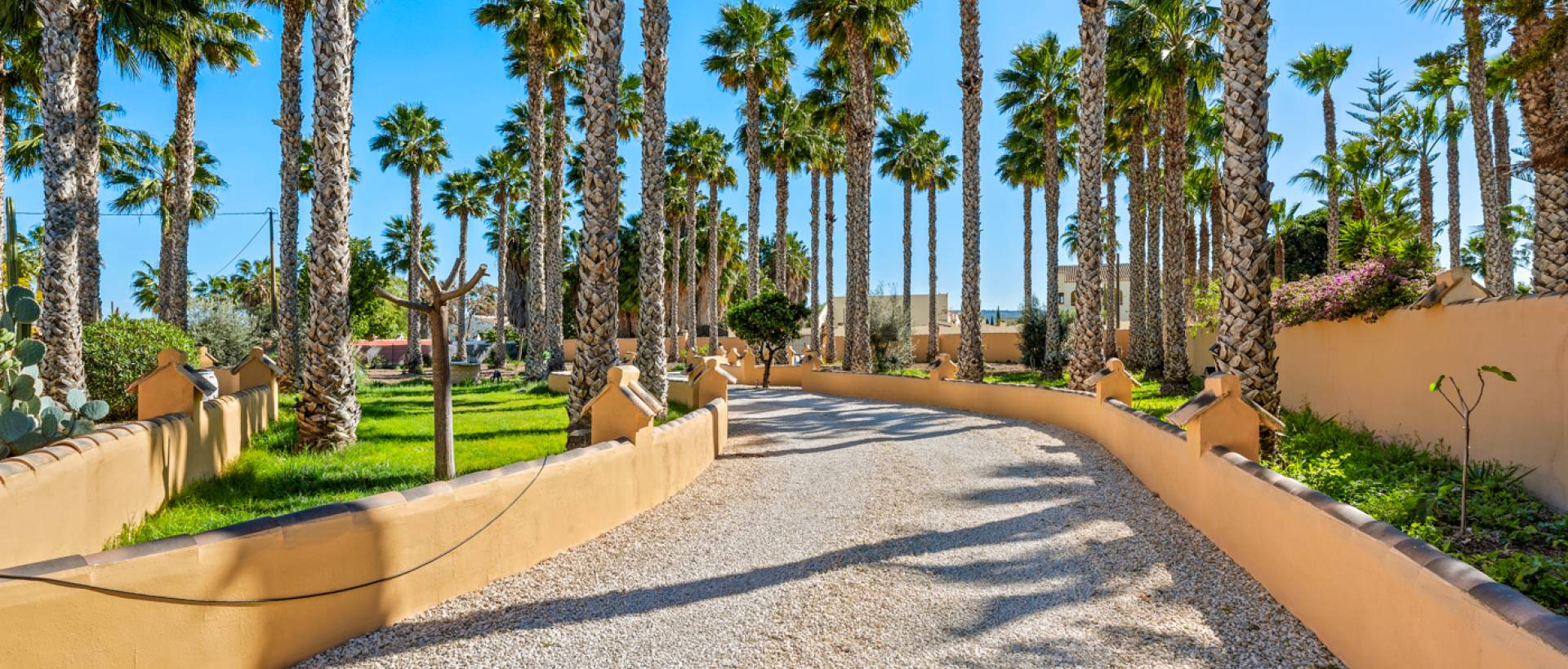 Resale - Finca / Country Property - Rafal