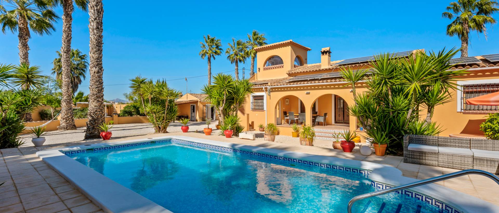 Resale - Finca / Country Property - Rafal