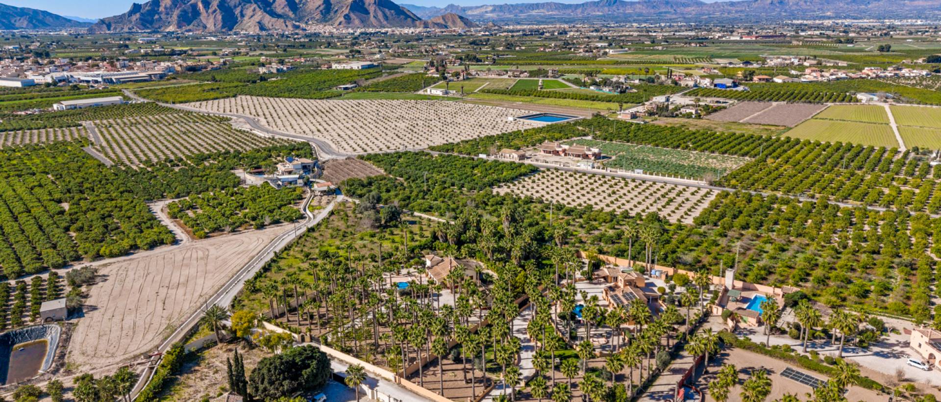 Resale - Finca / Country Property - Rafal