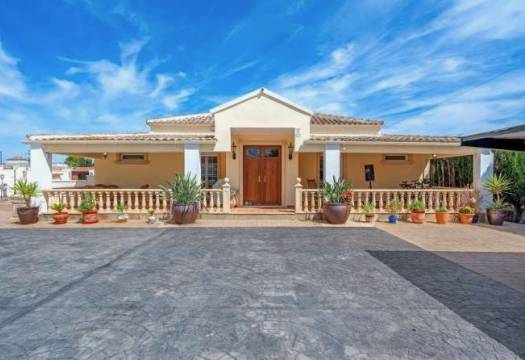 Reventa - Villa / Chalet - Almoradi - Heredades