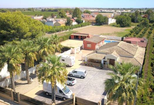 Reventa - Villa / Chalet - Almoradi - Heredades