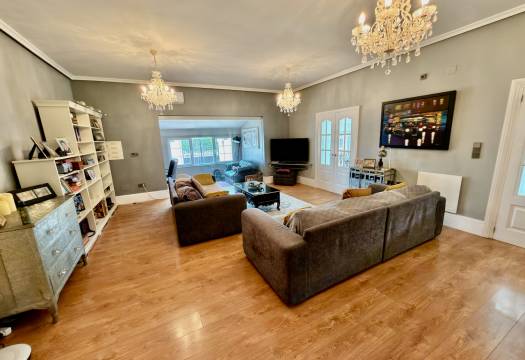 Reventa - Villa / Chalet - Almoradi - Heredades