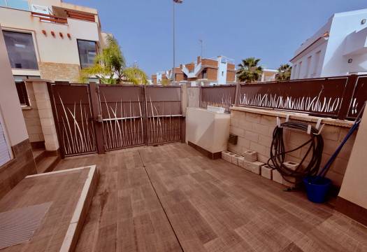 Resale - Villa - Ciudad Quesada - Pueblo Bravo