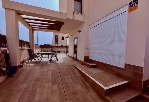 Resale - Villa - Ciudad Quesada - Pueblo Bravo