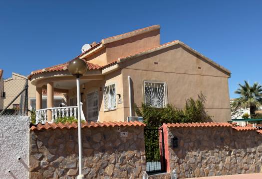 Resale - Villa - Ciudad Quesada - Rojales