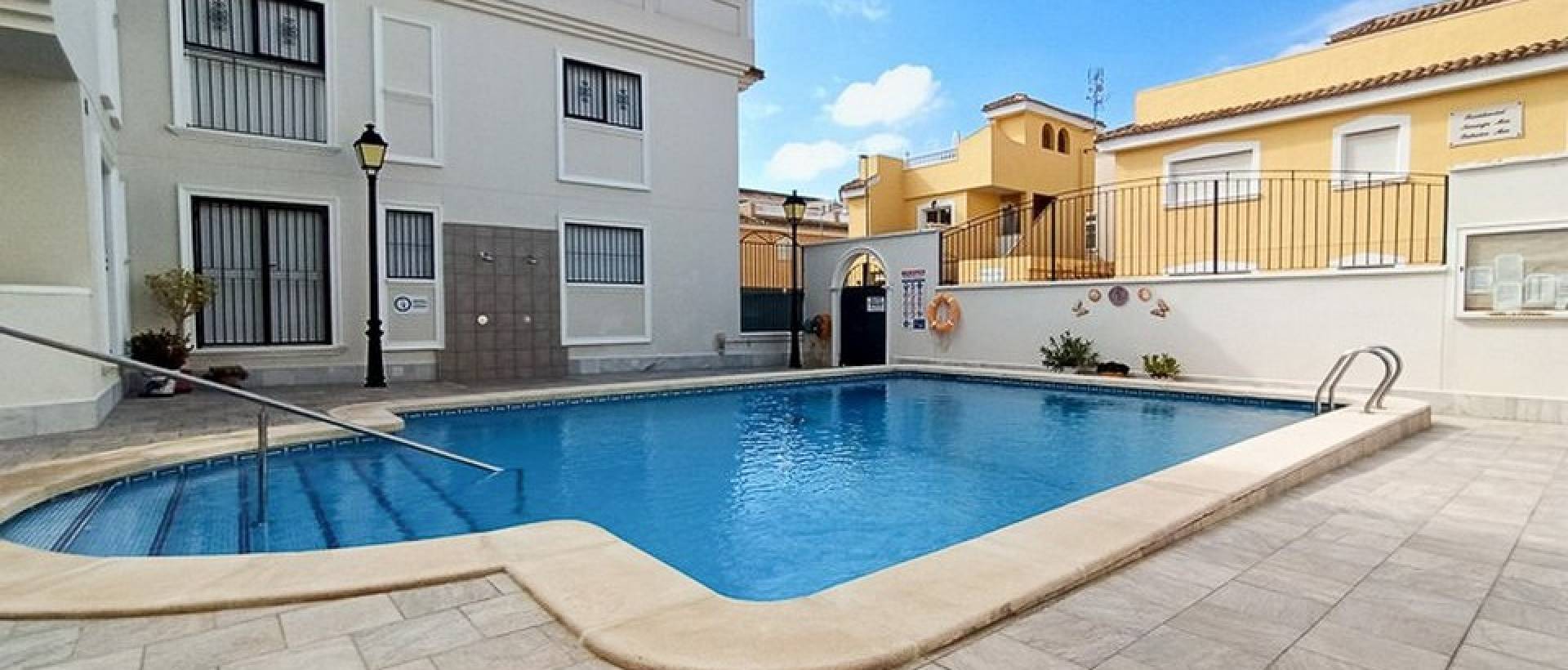 Resale - Apartment - Formentera del Segura