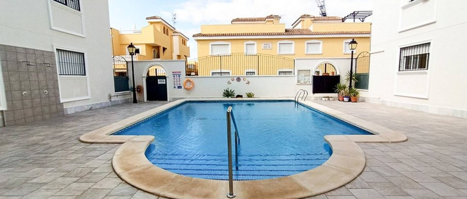 Resale - Apartment - Formentera del Segura