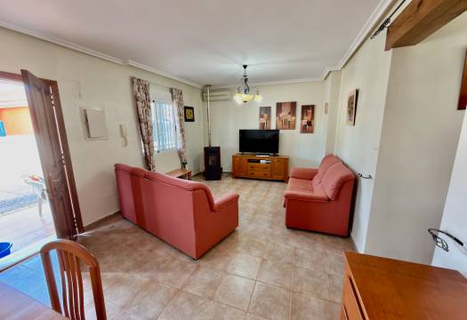 Reventa - Villa / Chalet - Guardamar del Segura