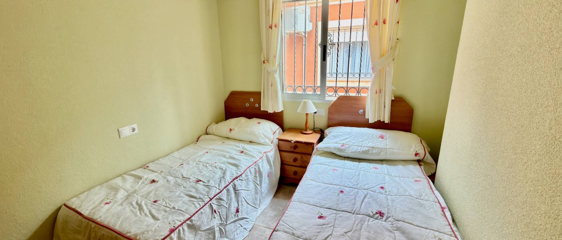 Reventa - Villa / Chalet - Guardamar del Segura