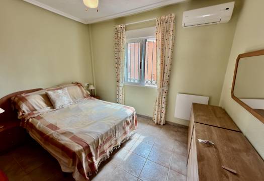 Reventa - Villa / Chalet - Guardamar del Segura