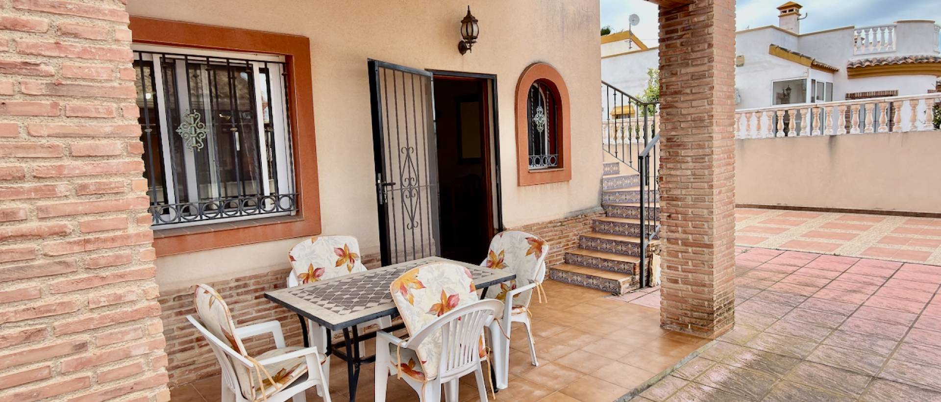 Reventa - Villa / Chalet - Guardamar del Segura