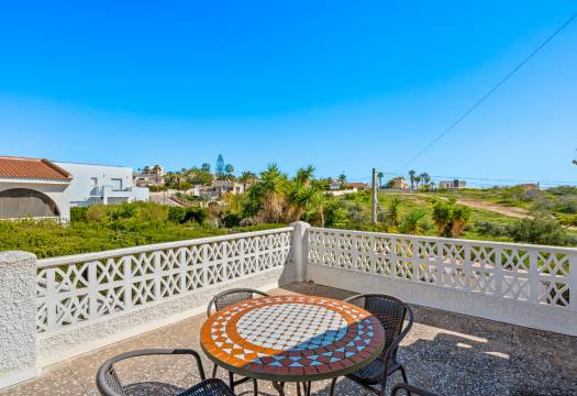 Resale - Villa - Ciudad Quesada