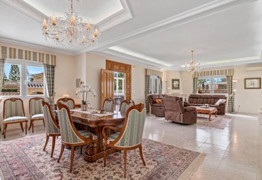 Resale - Villa - Ciudad Quesada