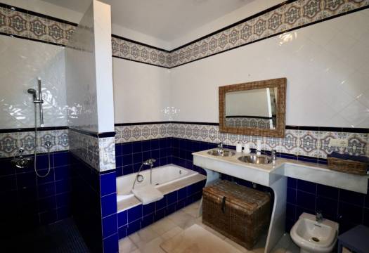 Resale - Finca / Country Property - Rojales - Heredades