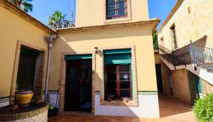 Resale - Finca / Country Property - Rojales - Heredades