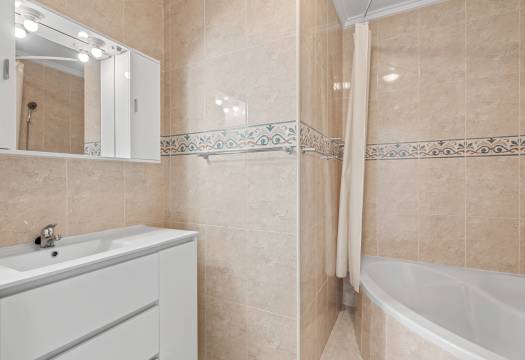 Reventa - Villa / Chalet - Ciudad Quesada - Rojales