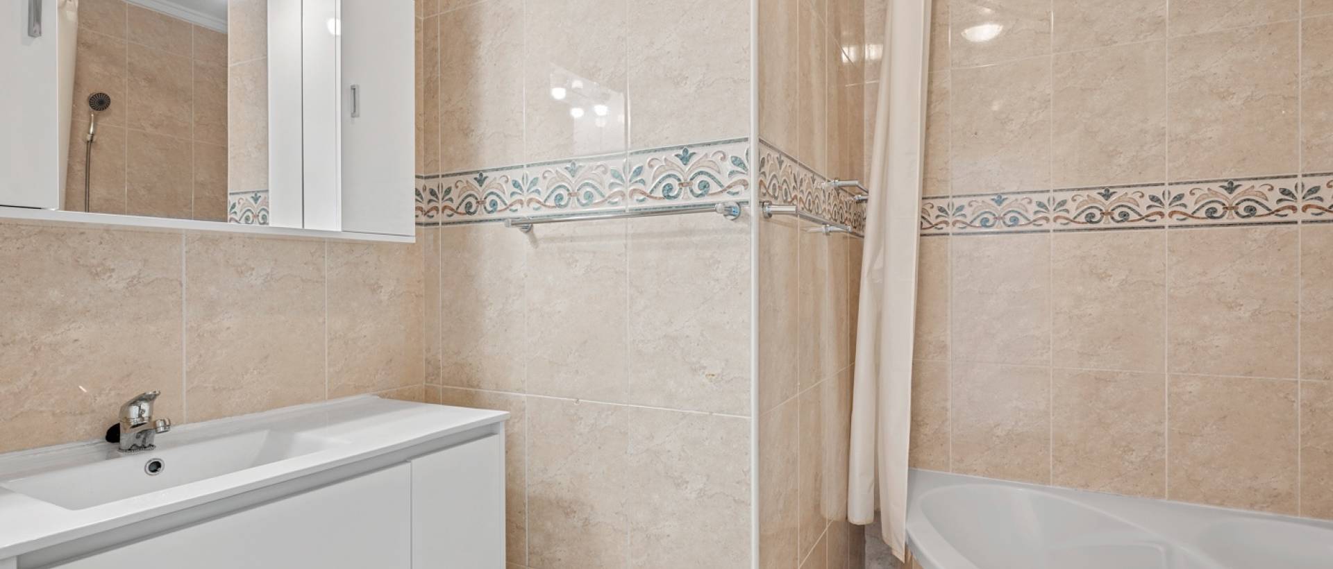 Reventa - Villa / Chalet - Ciudad Quesada - Rojales