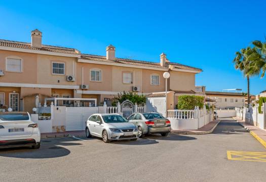 Reventa - Villa / Chalet - Ciudad Quesada - Rojales