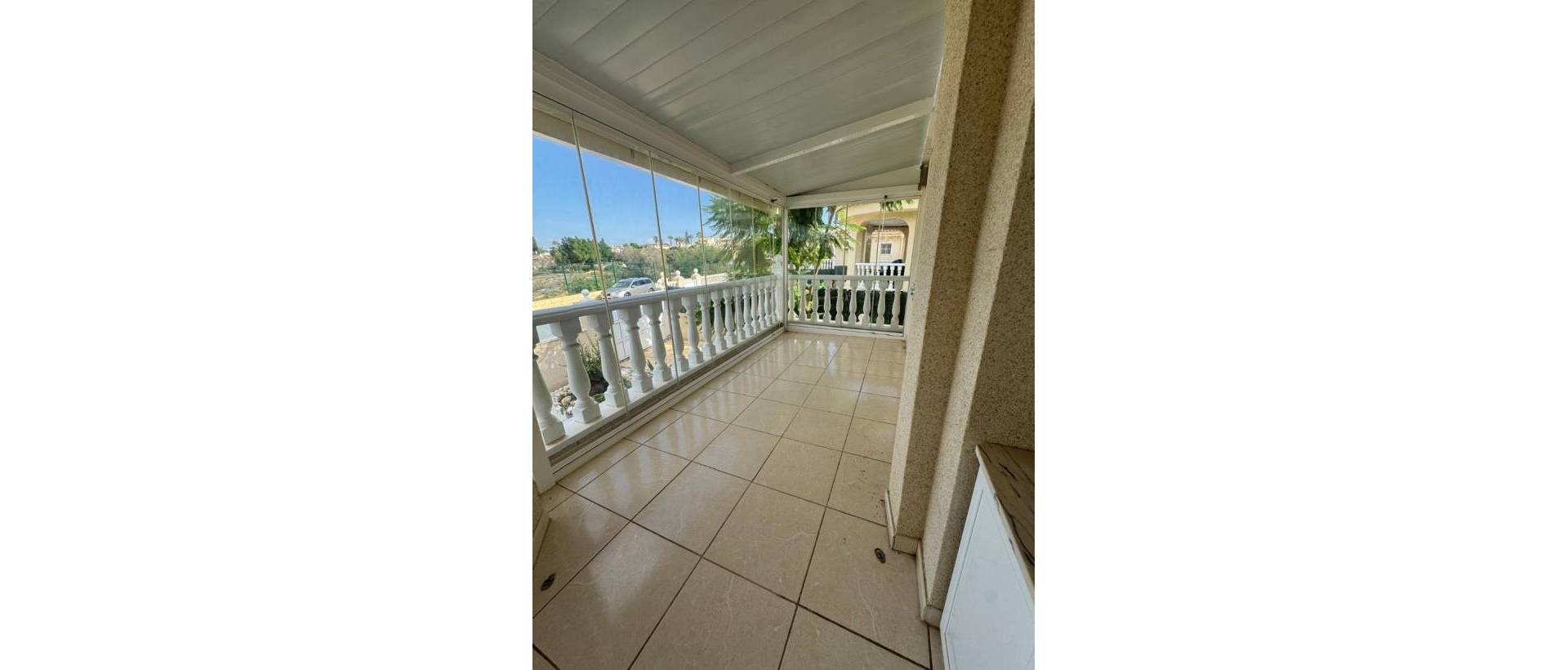 Resale - Villa - Benijofar