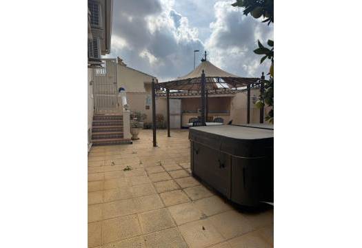 Resale - Villa - Benijofar