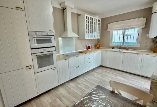 Resale - Finca / Country Property - Rafal