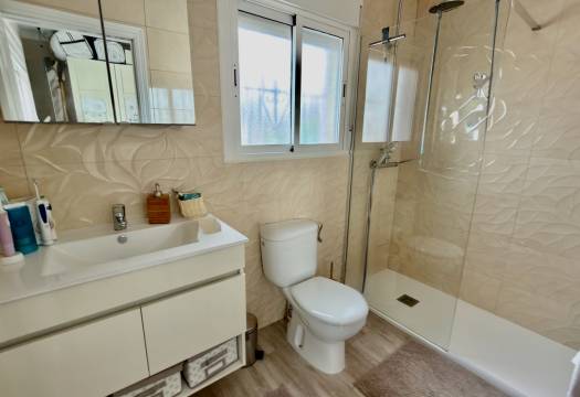 Resale - Finca / Country Property - Rafal