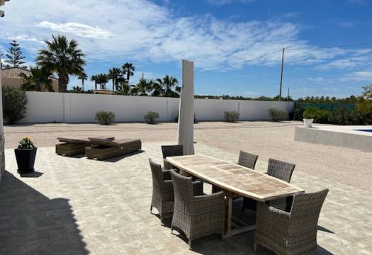 Resale - Finca / Country Property - Rafal