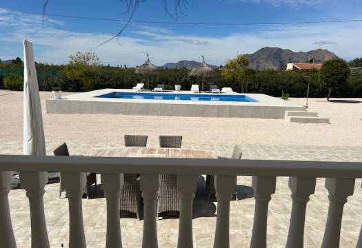 Resale - Finca / Country Property - Rafal