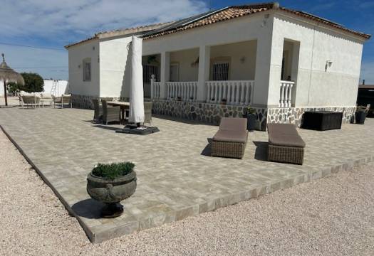Resale - Finca / Country Property - Rafal