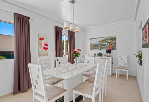 Reventa - Villa / Chalet - Ciudad Quesada