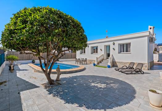 Reventa - Villa / Chalet - Ciudad Quesada