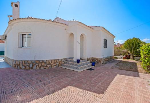Reventa - Villa / Chalet - Ciudad Quesada