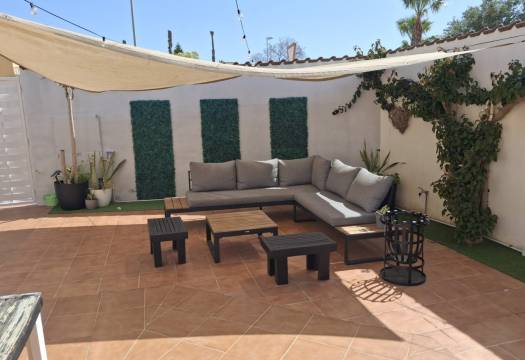 Reventa - Villa Detached - Ciudad Quesada - Dona Pepa