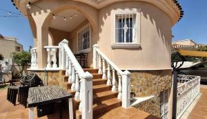 Reventa - Villa Detached - Ciudad Quesada - Dona Pepa