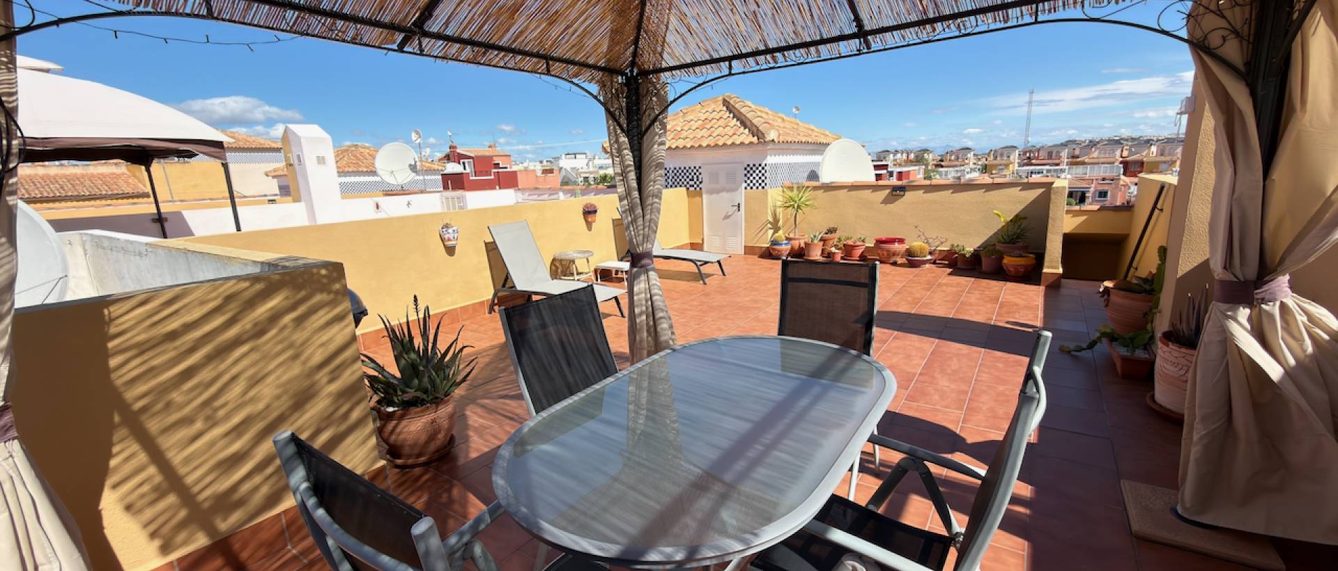 Resale - Apartment - Los Montesinos - La Herrada