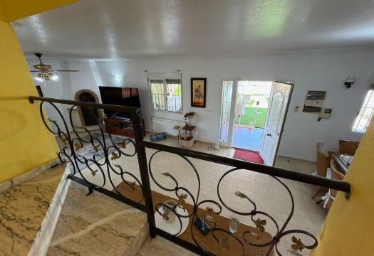 Resale - Finca / Country Property - Catral