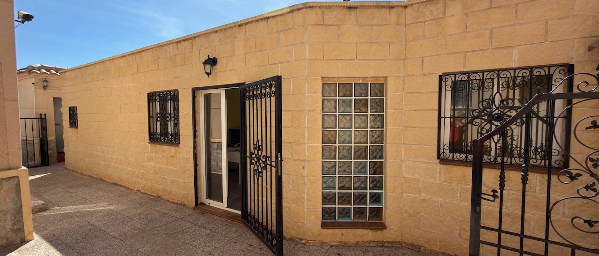 Resale - Finca / Country Property - Catral