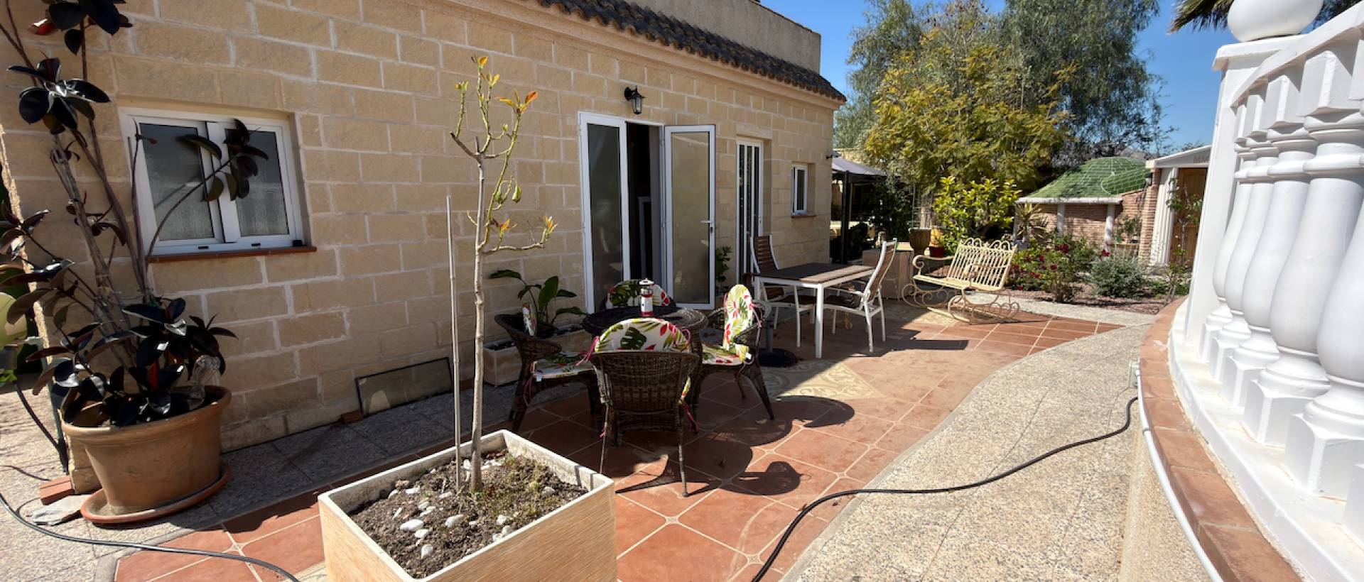 Resale - Finca / Country Property - Catral